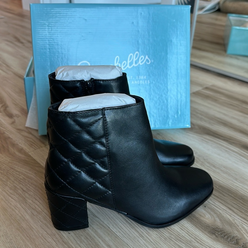 Seychelles paramount quilted black booties